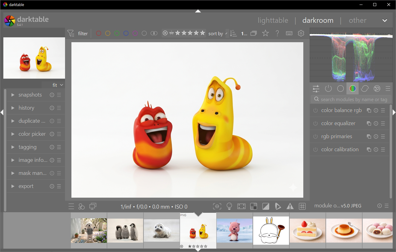Darktable in lighttable view with a filmstrip of photos and star ratings
